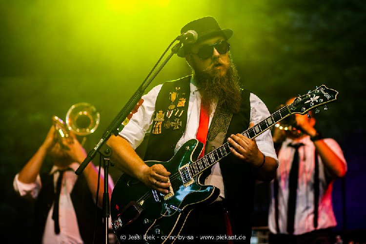 2018 07 27 The Mofos 20