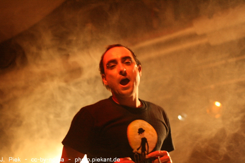 20120608AliensAteMyMom low 05