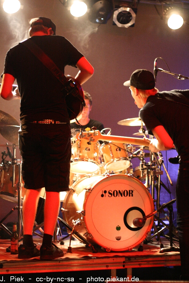 20120608AliensAteMyMom low 19