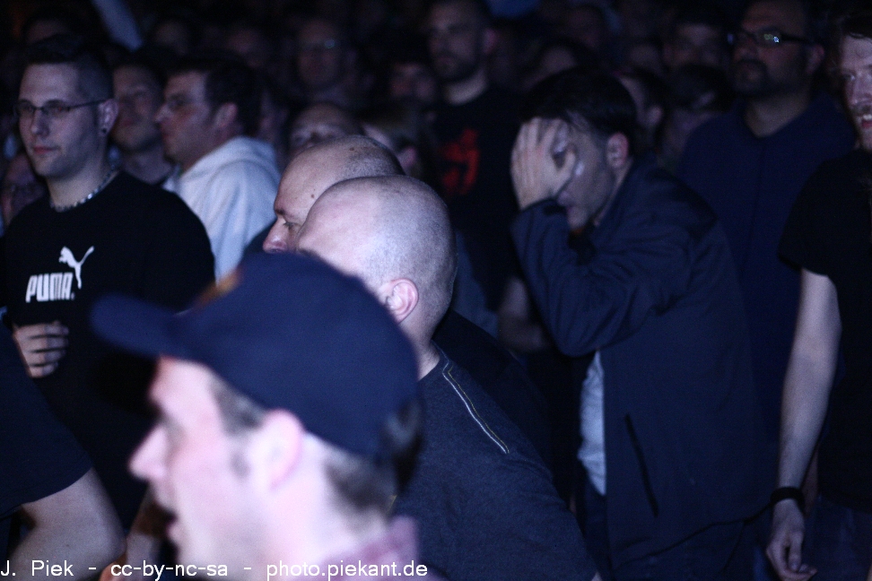 DED02.05.12Cologne low 20