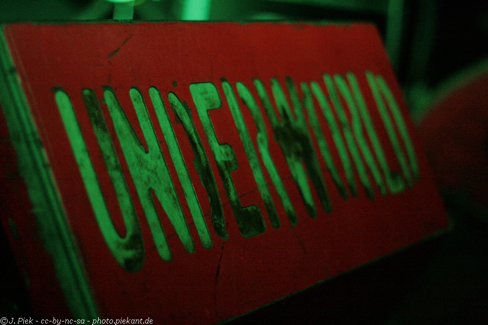 20120828 DED London low 04