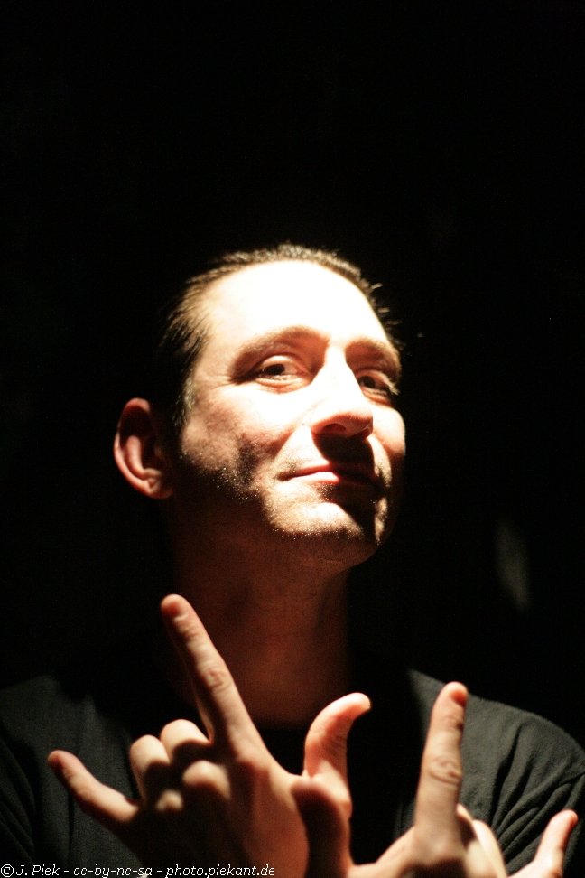 20120828 DED London low 52