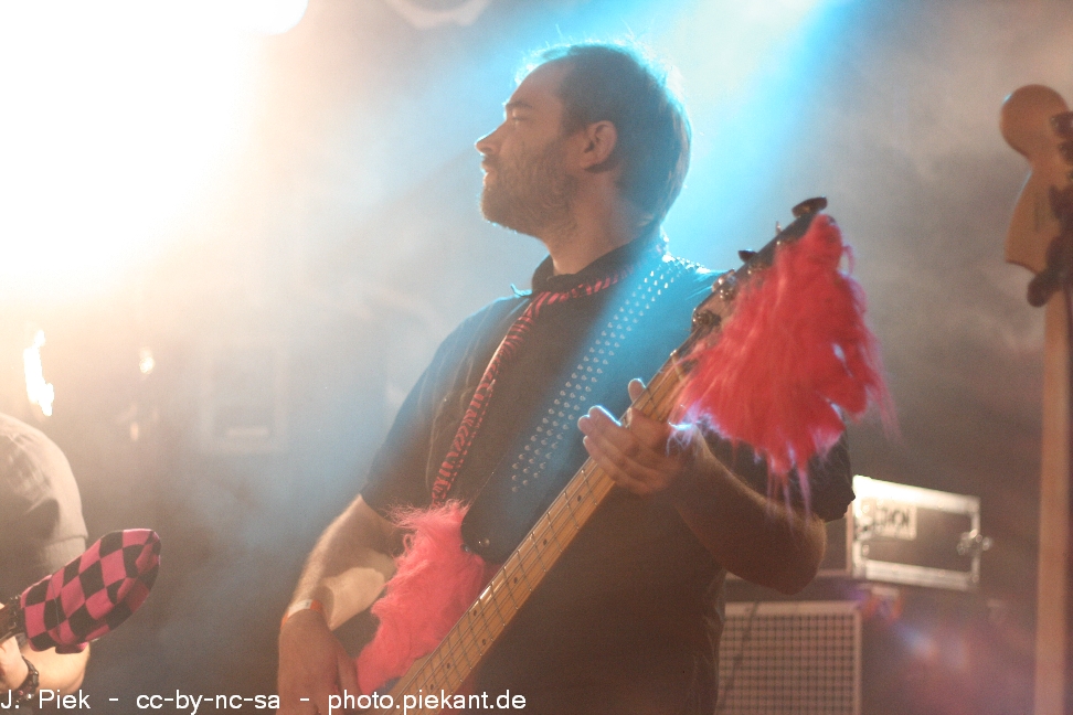 20120616DirtyGlamour low 03