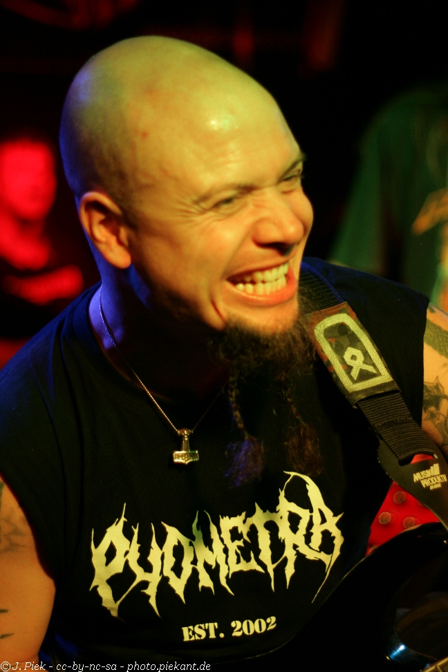 2012 12 15 HeavyMetalNightM8 low 052