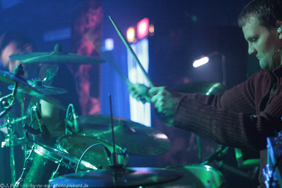 20121110 PhilsToxicMetal low 64