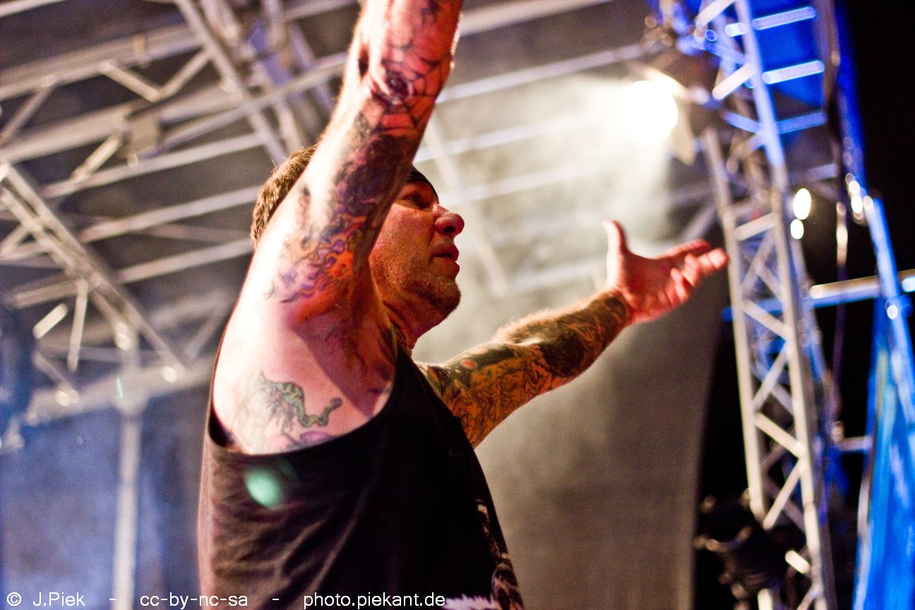 20130810AgnosticFront low 16