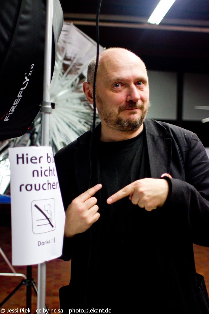 2013 10 18 PengFestival low 04