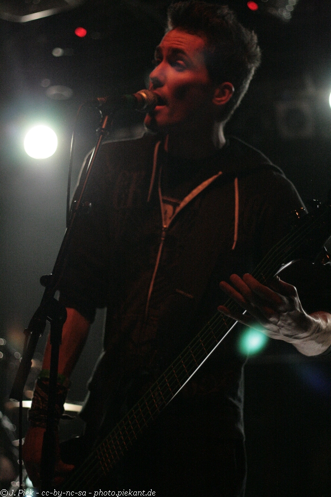 2013 01 12 ToysgetlostMunich low 49