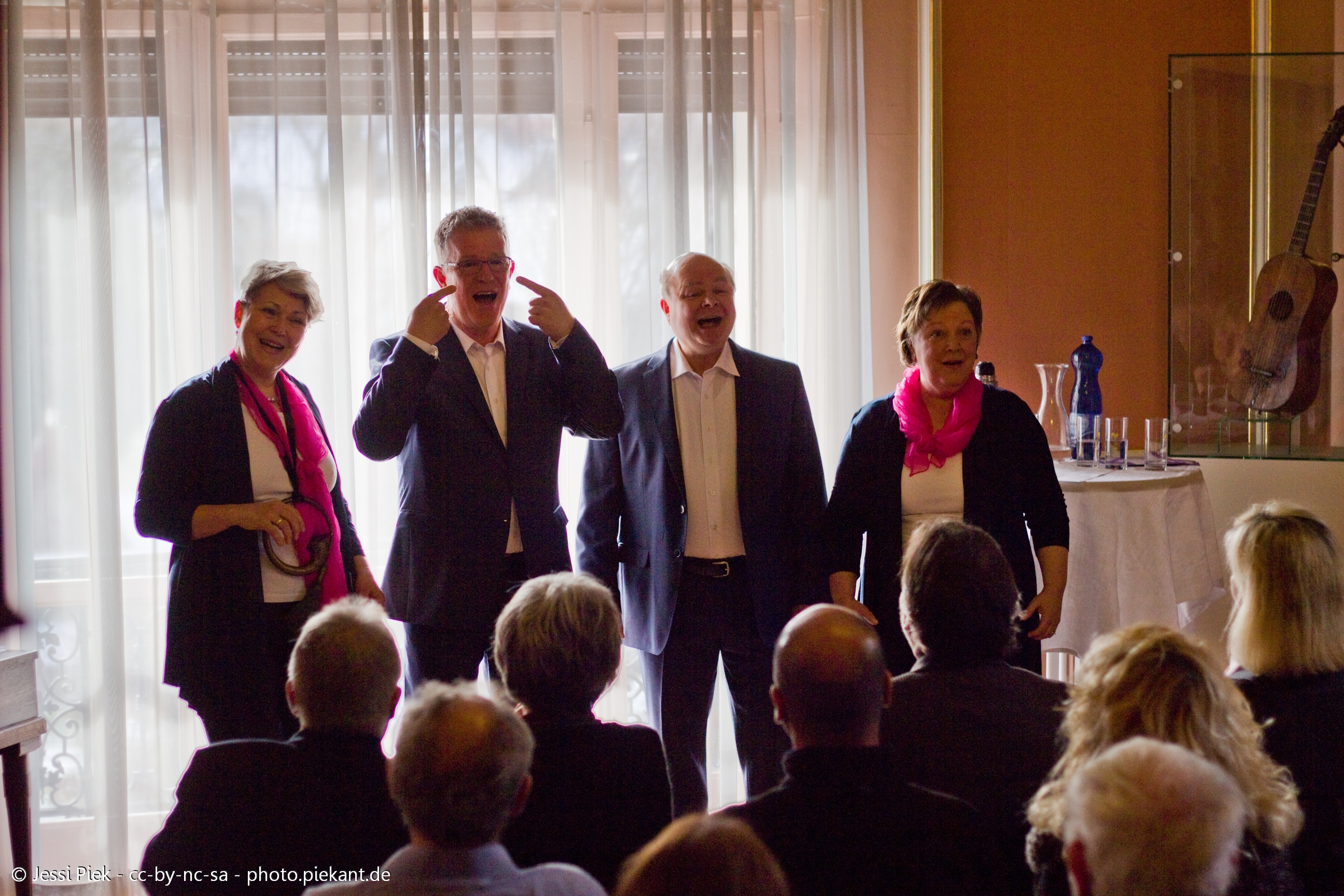 2015 01 25NewLife med 19